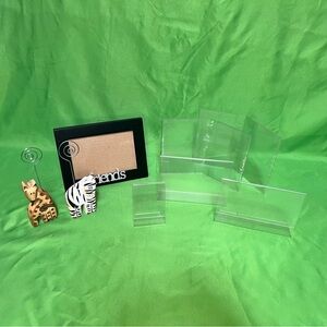 Assorted Photo Holder Set